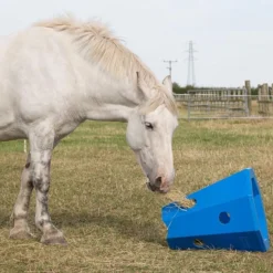 Stubbs Hay Roller With Lid Blue