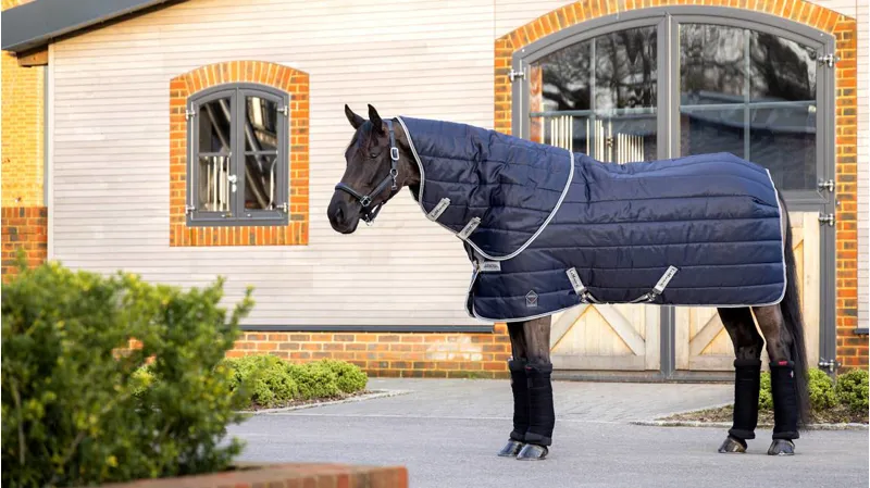 LeMieux Arika StableTek 350g Navy 4 LeMieux Arika StableTek 350g Navy – Image 4