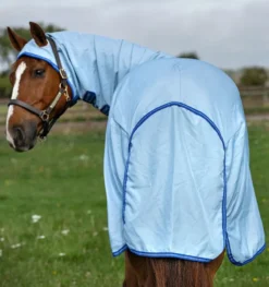 Amigo Ripstop Hoody Rug - Azure Blue 6ft9 17 Amigo Ripstop Hoody Rug - Azure Blue 6ft9 -Fournitures Équestres Boutique afroj0 cabi amigo ripstop hoody 0g light wipe clean tail cord 7 0m1sd2fvrz5wbmbd