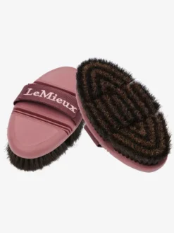 LeMieux Flexi Horse Hair Body Brush Orchid 7 LeMieux Flexi Horse Hair Body Brush Orchid -Fournitures Équestres Boutique hh 2
