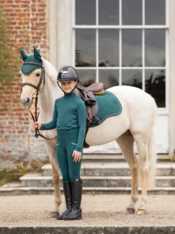 Le Mieux Young Rider Pull On Breech Spruce -Fournitures Équestres Boutique it03490 lifestyle youngriderpullonbreech spruce 3 copy