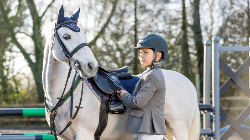 LeMieux Junior Pro Jump Square Navy 1 LeMieux Junior Pro Jump Square Navy