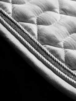 Le Mieux Crystal Suede Close Contact Pad White