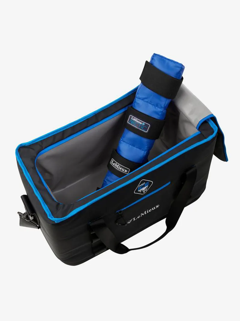 LeMieux Arctic Ice Boots Pair Blue 2 LeMieux Arctic Ice Boots Pair Blue – Image 2