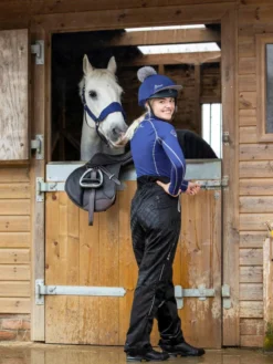 LeMieux Drytex Stormwear Waterproof Trousers Black 9 LeMieux Drytex Stormwear Waterproof Trousers Black -Fournitures Équestres Boutique lm stormweartrousers5 hr