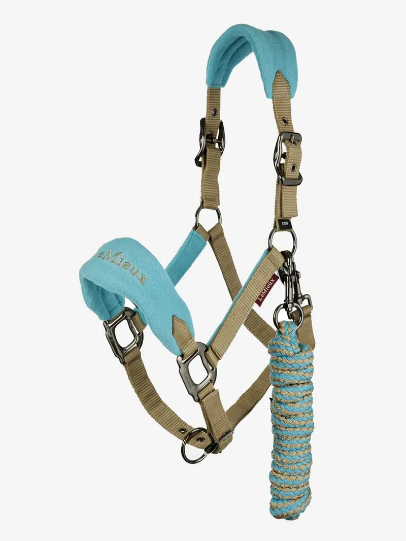 LeMieux Vogue Fleece Headcollar And Rope Azure 2 LeMieux Vogue Fleece Headcollar And Rope Azure – Image 2