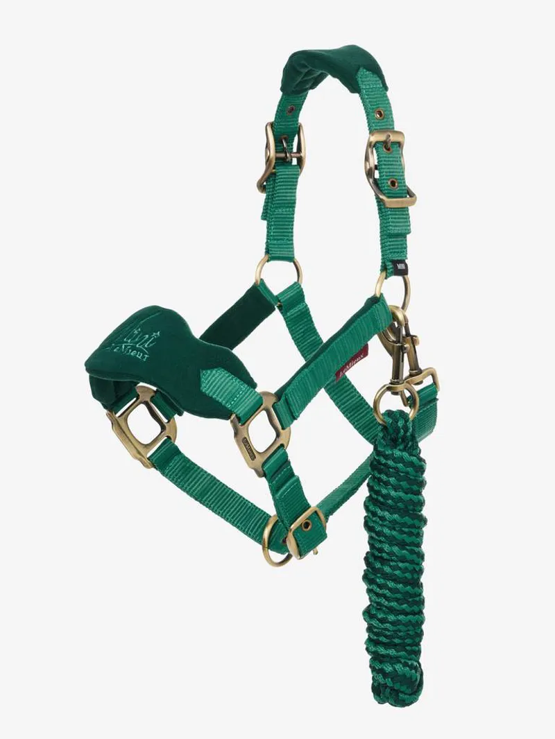 LeMieux Mini Vogue Headcollar And Leadrope Evergreen 3 LeMieux Mini Vogue Headcollar And Leadrope Evergreen – Image 3