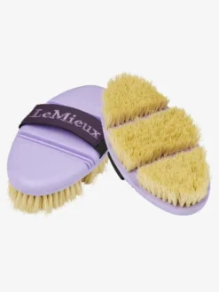 LeMieux Scrubbing Brush Wisteria -Fournitures Équestres Boutique wists